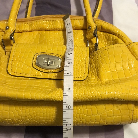 NWOT Purse - Picture 8 of 11